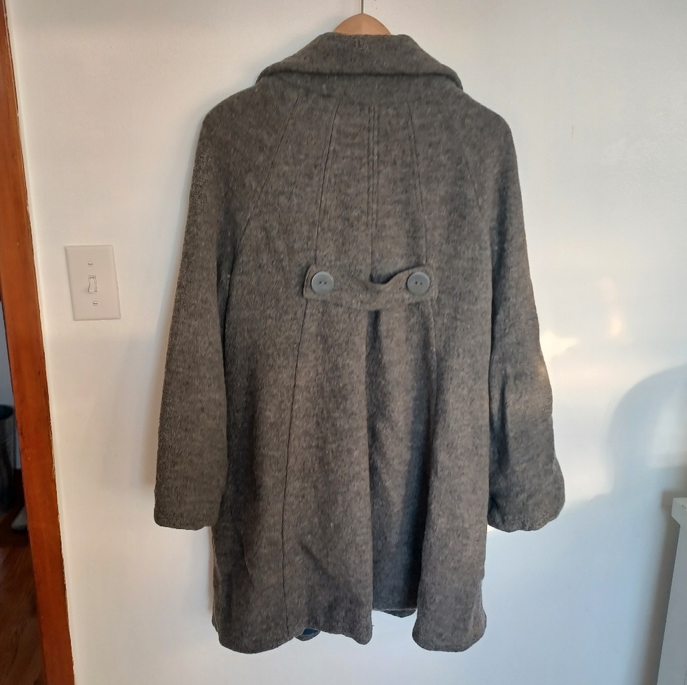 ⚡️SALE⚡️H&M Gray Wool Coat - Picture 5 of 11